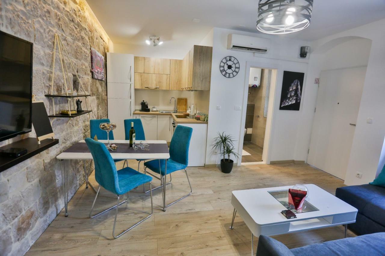 Apartament Tchiba In Diocletian'S Palace Split Zewnętrze zdjęcie